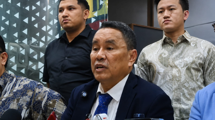 Buntut Pernyataannya yang Bikin Heboh, Hotman Paris Minta Maaf kepada Wartawan